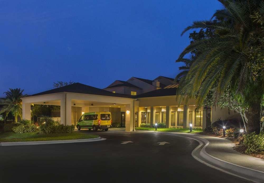 Courtyard By Marriott Orlando Airport Hotell Exteriör bild