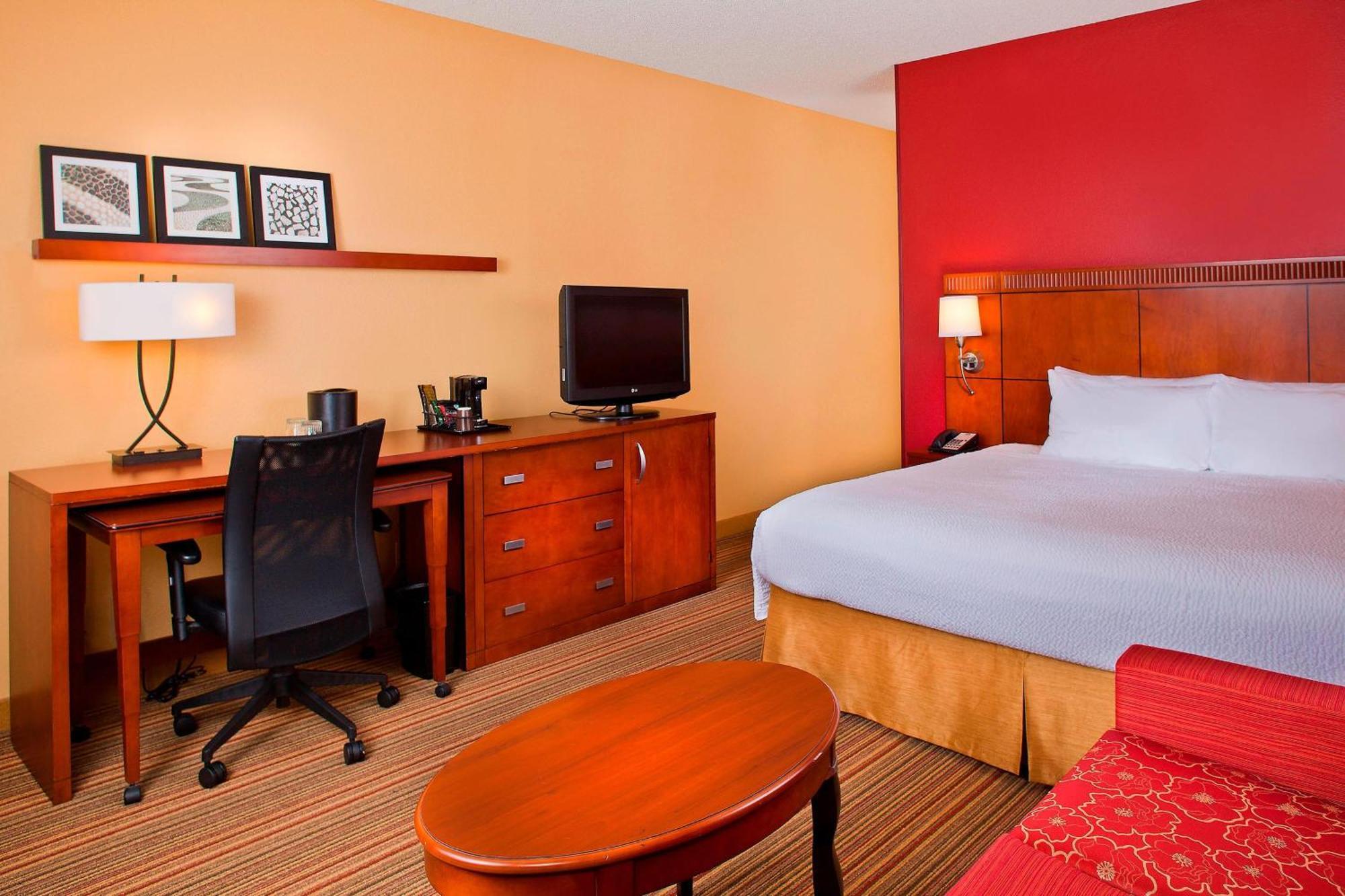 Courtyard By Marriott Orlando Airport Hotell Exteriör bild