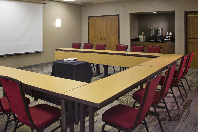 Courtyard By Marriott Orlando Airport Hotell Exteriör bild