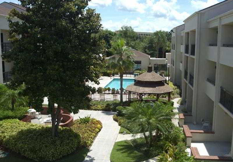 Courtyard By Marriott Orlando Airport Hotell Exteriör bild
